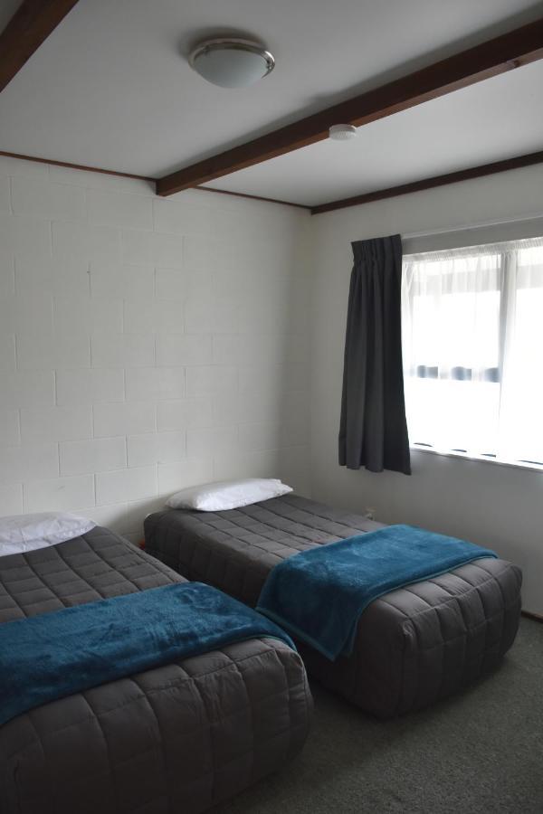 Mountain Heights Lodge Нешънъл Парк Екстериор снимка